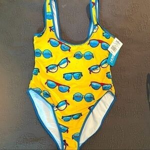 𝅺TEEN Sun Glasses One Piece Bathing Suit